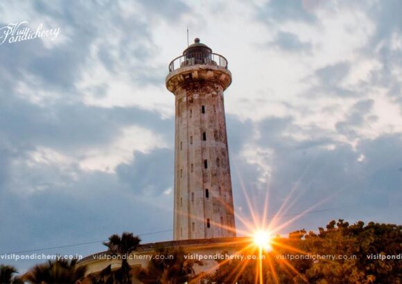 Old Lighthouse Pondicherry – Historic Beacon Near Promenade Beach