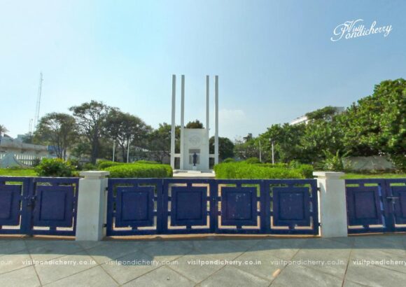 French War Memorial Pondicherry – Historic Tribute by the Sea