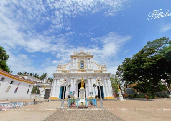 Immaculate Conception Cathedral Pondicherry – Historic Catholic Church in White Town