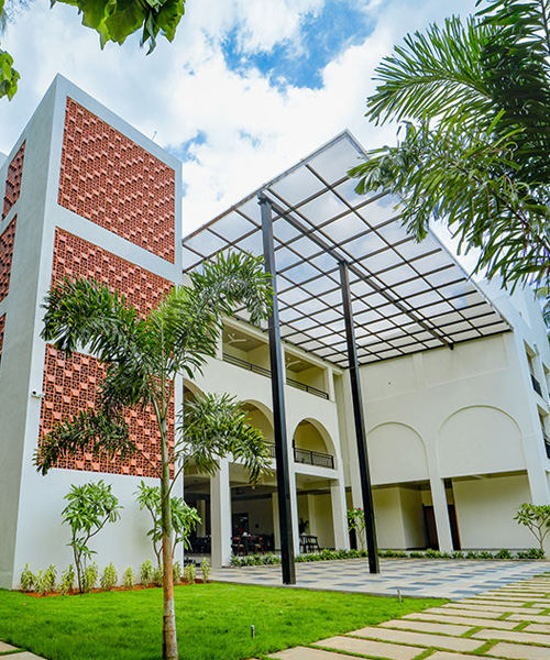 Leisure Resort